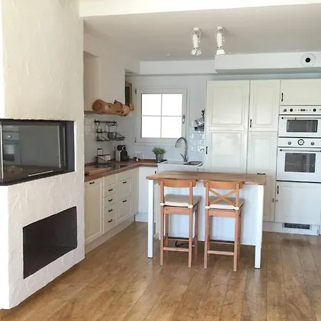 Raco Apartment *