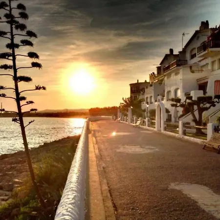 Raco Apartment Vilanova i la Geltru