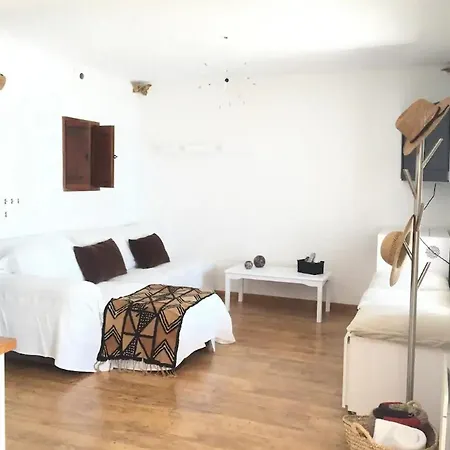 Raco Apartment *